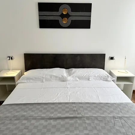 All'ombra Della Magnolia فندق مبيت وإفطار 3*